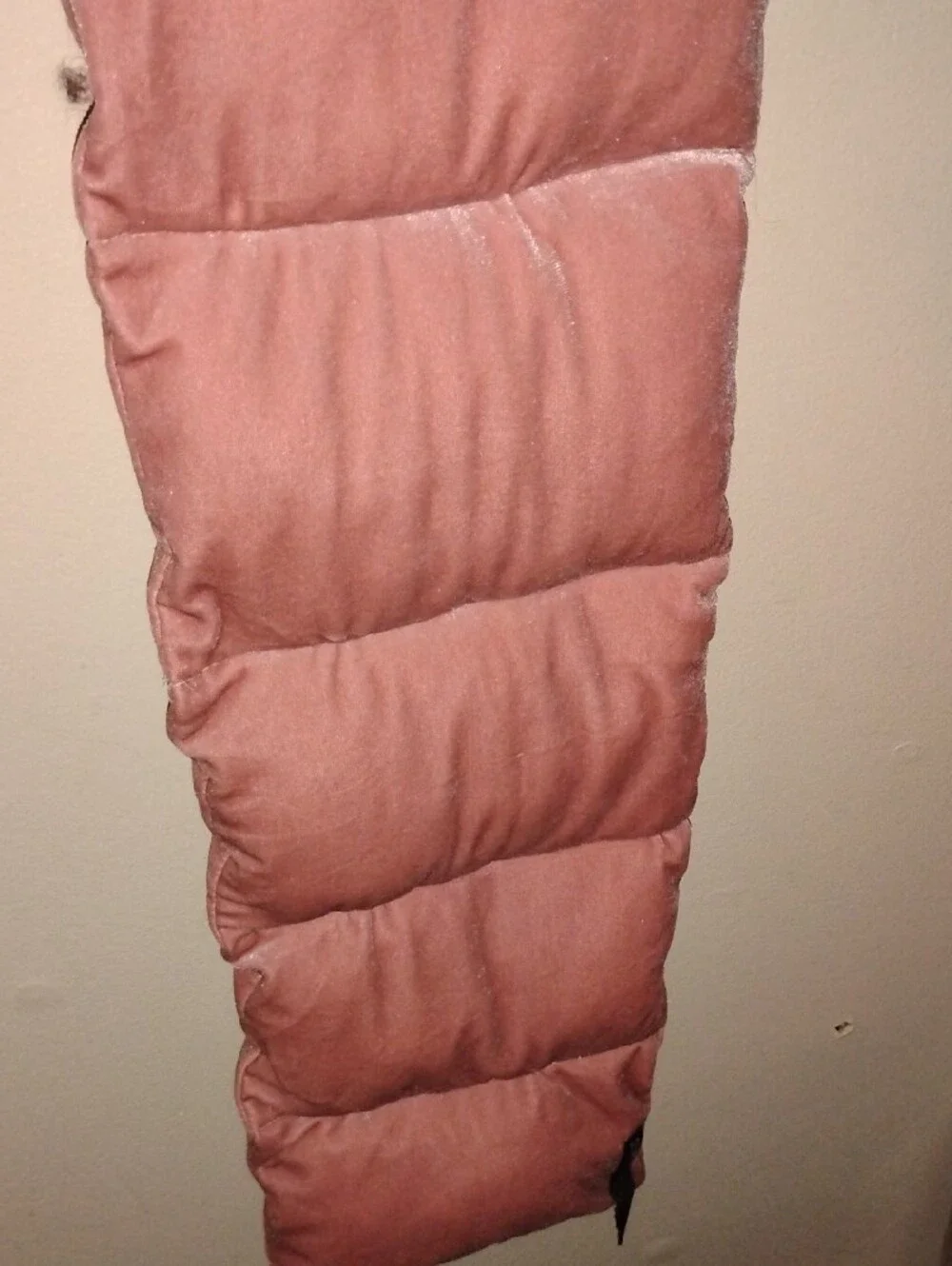 Steve Madden Velvet Puffy Scarf - Dusty Rose